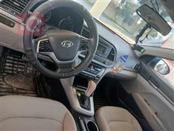 هیۆندای ئەلەنترا